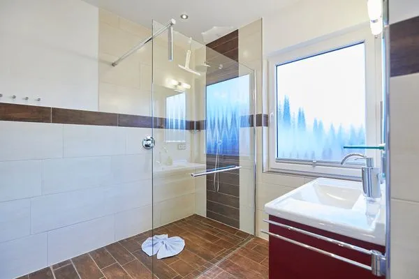 Badezimmer  Haus Kim - Ferienwohnung 1