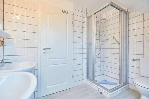 Badezimmer  Haus Kim - Ferienwohnung 2