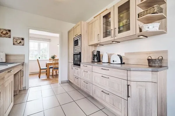 Große, voll ausgestattete Küche  Landhaus Markerup