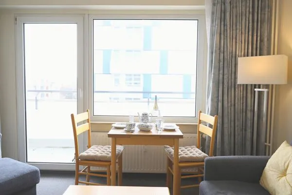 Wohnzimmer  Kjeirstr. 19-21, Whg. 81