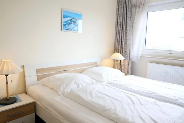 Schlafzimmer  Kjeirstr. 19-21, Whg. 81