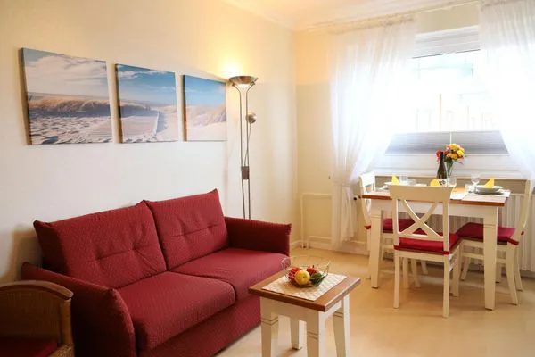 Wohnzimmer  Kjeirstr. 19-21, Whg. 93