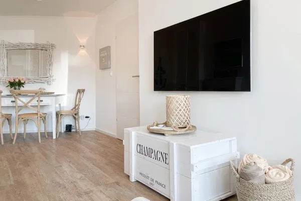 TV / Multimedia  Nordmarkstr. 20, W21, Gestrandet