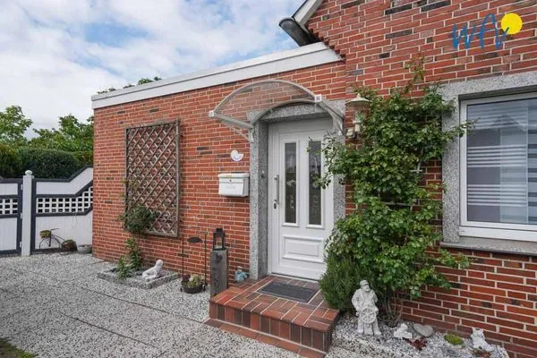 Fassade / Eingang Haus Rheiderland Ferienwohnung Casita