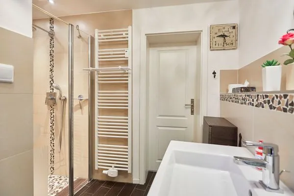 Badezimmer  Villa Pirola - Ferienwohnung 3