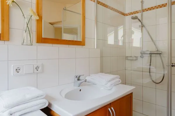 Badezimmer  Ferienhaus Hilde am Wald