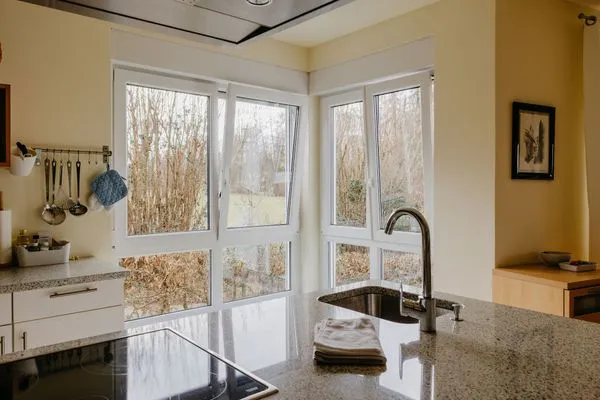 Küche / Küchenzeile  Ferienhaus Emil am Wald