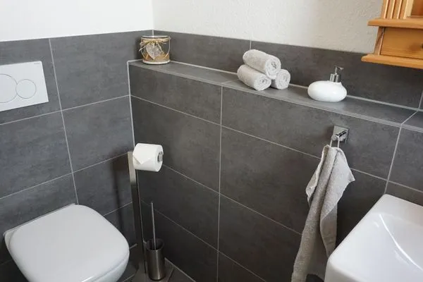 Gäste-WC  Ferienhaus Sonnenstrahl*****