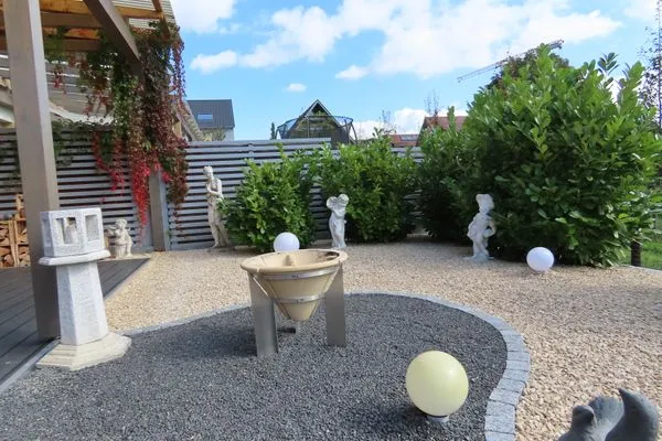 Garten  Ferienhaus Sonnenstrahl*****