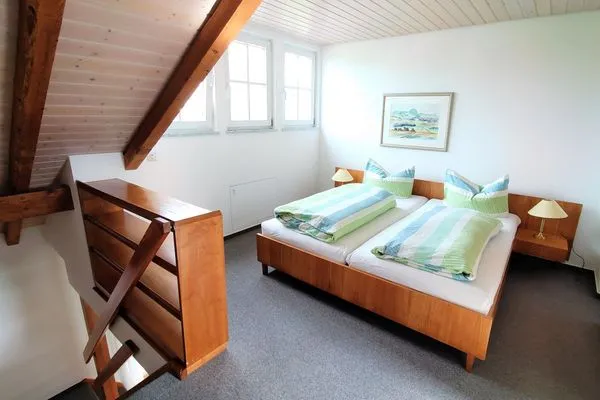 Schlafzimmer ABC Ferienwohnungen Maisonette-Wohnung B1****
