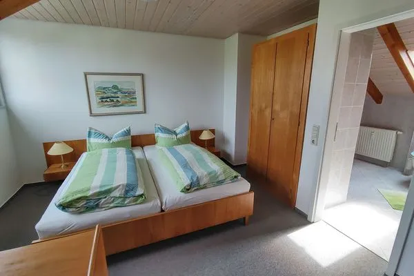 Schlafzimmer ABC Ferienwohnungen Maisonette-Wohnung B1****