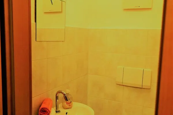 Gäste-WC ABC Ferienwohnungen Maisonette-Wohnung B1****