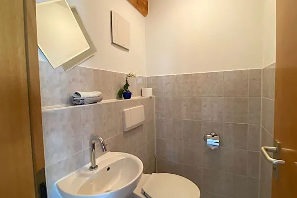 Gäste-WC ABC Ferienwohnungen Maisonette-Wohnung B2****