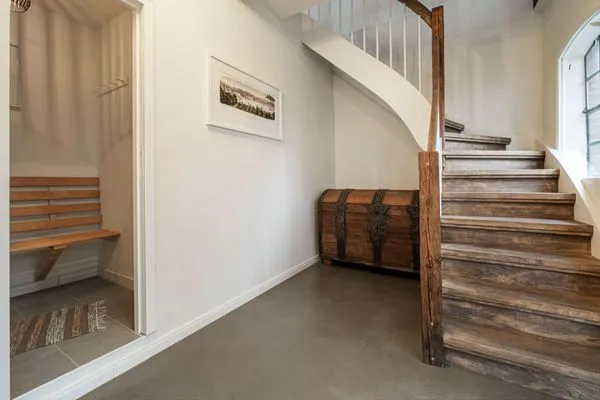 Eingangsbereich mit privater Sauna und Dusche  Westscheune am Mühlendamm