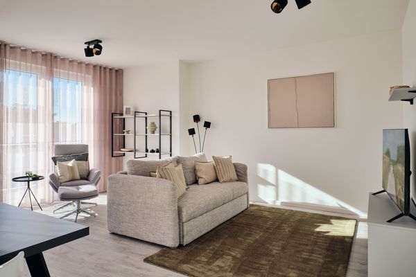 Apartment C4 mit Terrasse & Nutzung der Wellness- & Aktivbereiche im "Pine Hill Resort" Zirchow - Wohnzimmer