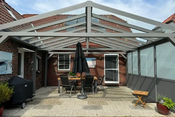 Terrasse  Friesenblume