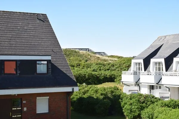 Fassade / Eingang  Dünenstr. 31a, OG rechts