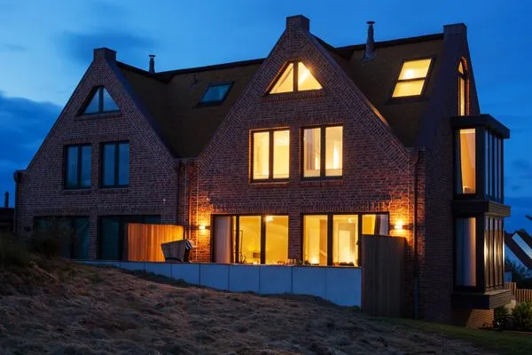 Fassade / Eingang  Reethuus Nord