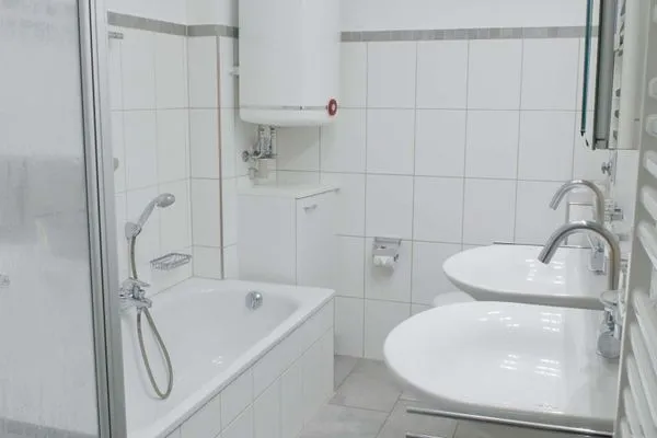 Badezimmer Holiday Residenz II Ferienwohnung Toornkieker