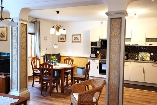 Küchenzeile mit Essbereich  Ferienwohnung Ratssaal