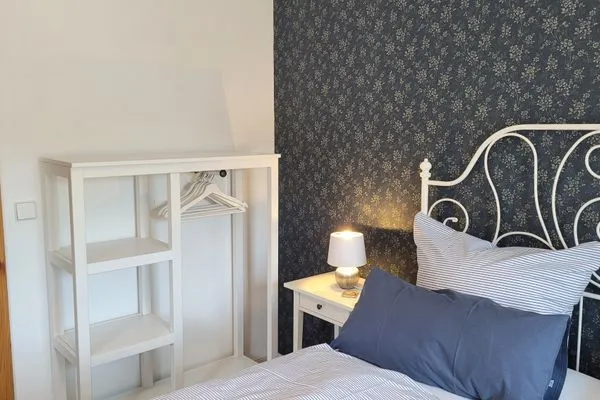 Schlafzimmer 1 - gut träumen im großem Bett  Ferienwohnung Amtsstube