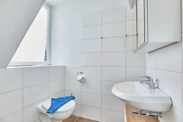 Gäste-WC  Haus Lübben - Ferienwohnung Kerstin