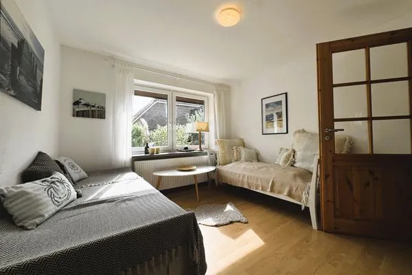 Zweites Schlafzimmer mit 2 Einzelbetten (90 x 200 cm)  Ankerplatz No. 8