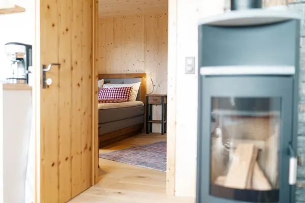 Kamin-/Ofen  Apartment Strohballenhaus