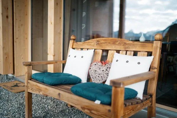 Dekoratives Detail  Apartment Strohballenhaus