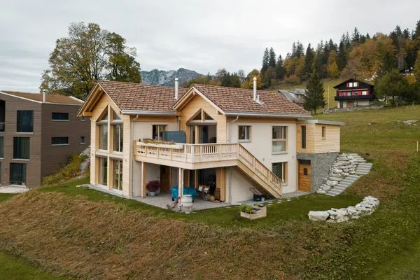 Hauptansicht  Apartment Strohballenhaus