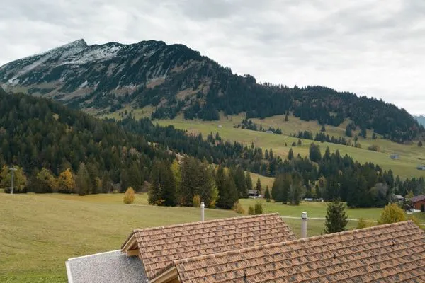Berge  Apartment Strohballenhaus