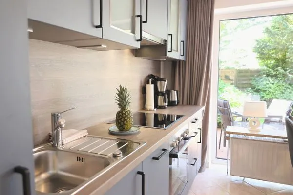 Küche / Küchenzeile  Kirchenweg 15b, EG