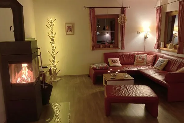 Wohnzimmer  Eulennest - Feriendorf Via Claudia Haus 81