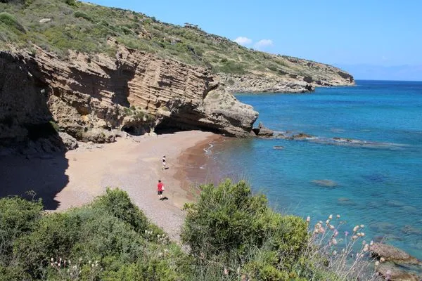 Strand von Ammoudi