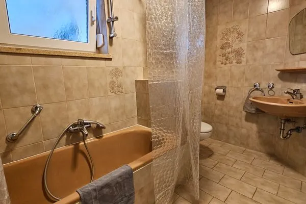 Badezimmer  Ferienwohnung "Amperland"