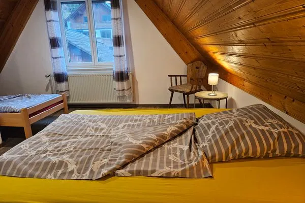 Schlafzimmer  Ferienwohnung "Amperschlucht"