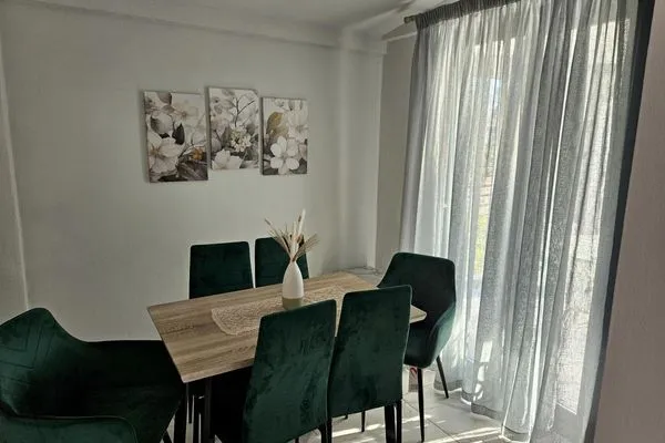 Essbereich  Olympus Paradise 3