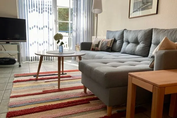 Wohnbereich mit Achtern Diek Achtern Diek 12b - Wohnung 5