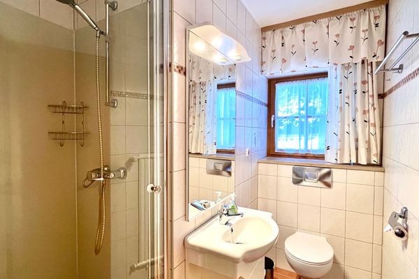 Appartementhaus Königstraße Ferienwohnung Linderhof Ferienwohnungen in Füssen - 