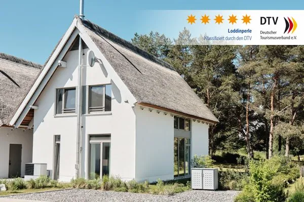 Hauptansicht  Reethaus Loddinperle