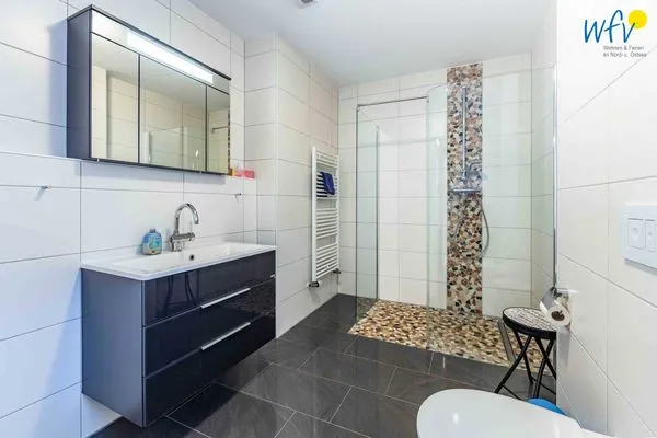 Badezimmer Haus Inseltraum Borkum Ferienwohnung Muschelsucher
