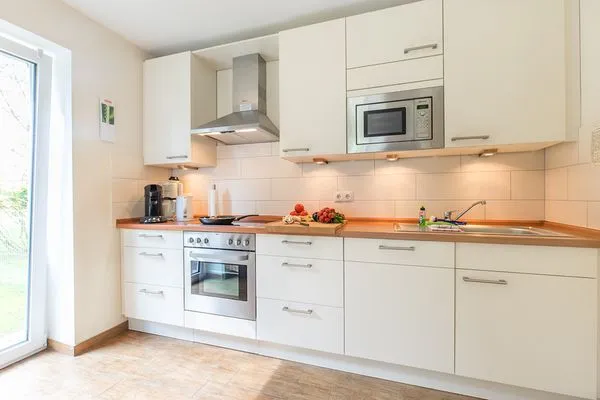 Küche / Küchenzeile  Broderhus Bude