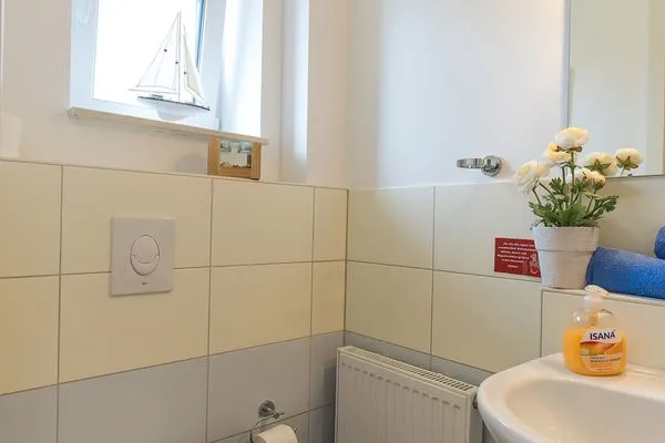 Gäste-WC  Broderhus Bude