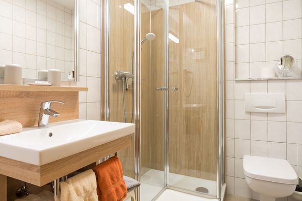  Haus Roseneck Wohnung 3  - Badezimmer