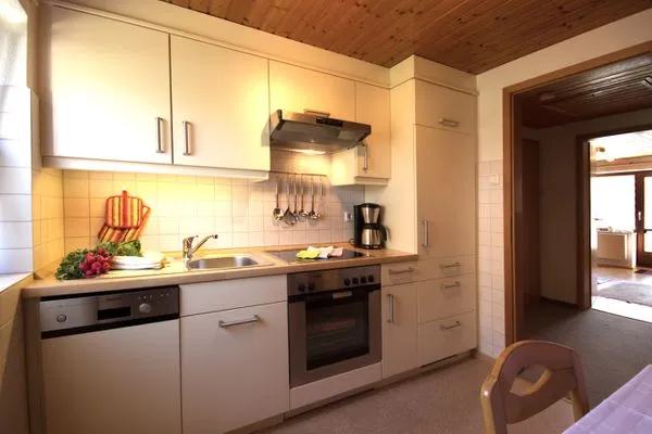 Küche / Küchenzeile  Hein OG