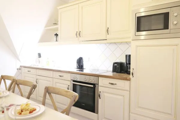 Küche / Küchenzeile  Bundiswung 7, Whg.2, GB7