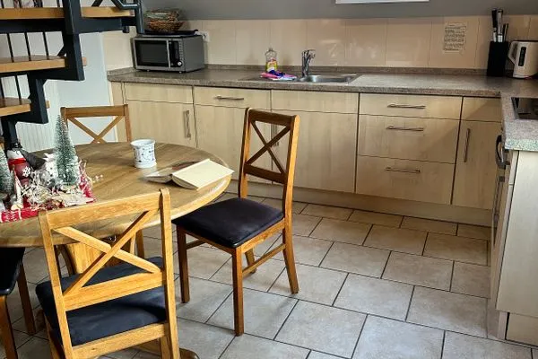 Küche / Küchenzeile  Sünnschien