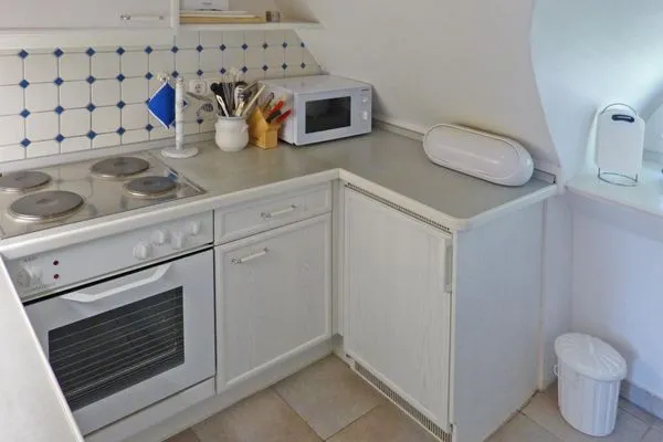 Küche in der Ferienwohnung Sillo´s Hüs 3 in Nebel auf Amrum  *Sillo´s Hüs 3*