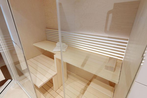 Strandnahe, luxuriöse Ferienwohnung mit Balkon & Sauna - Hundefreundlich