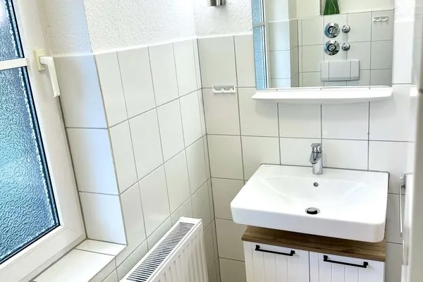Badezimmer Haus Dünenrose Ferienwohnung Seehund